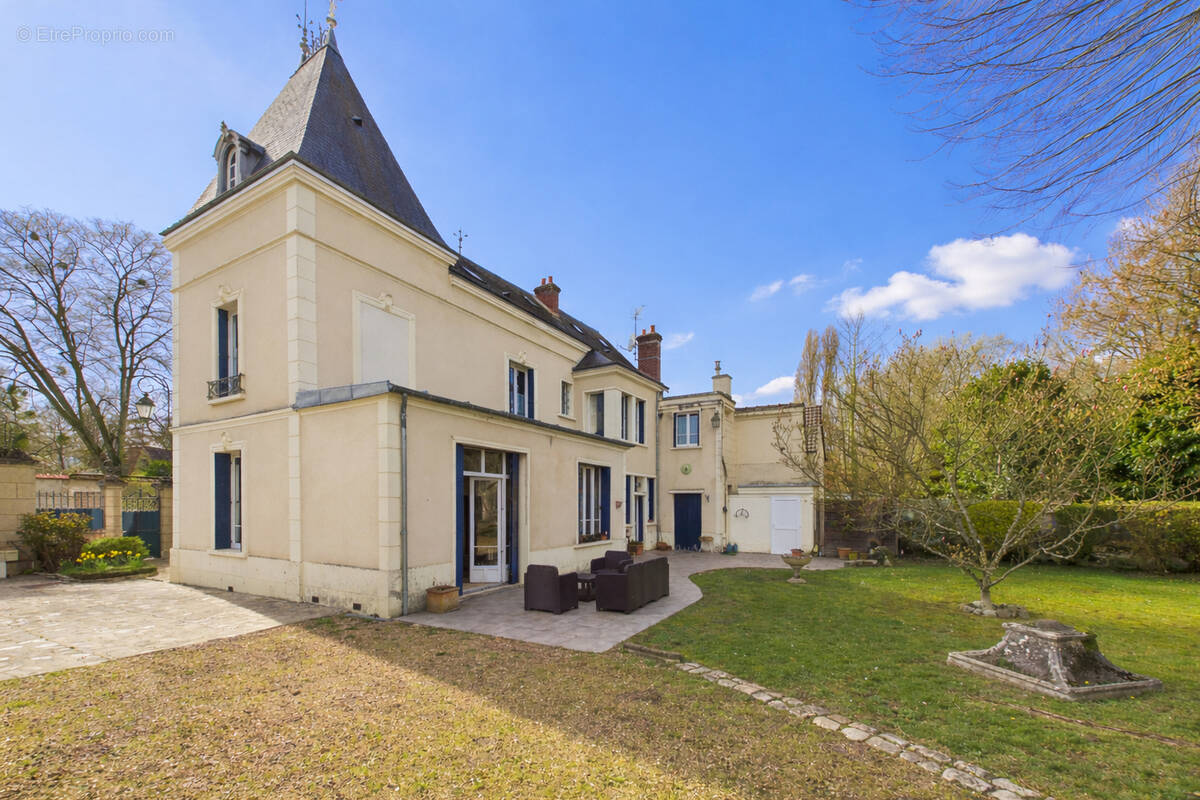 Maison à NOGENT-LE-ROI