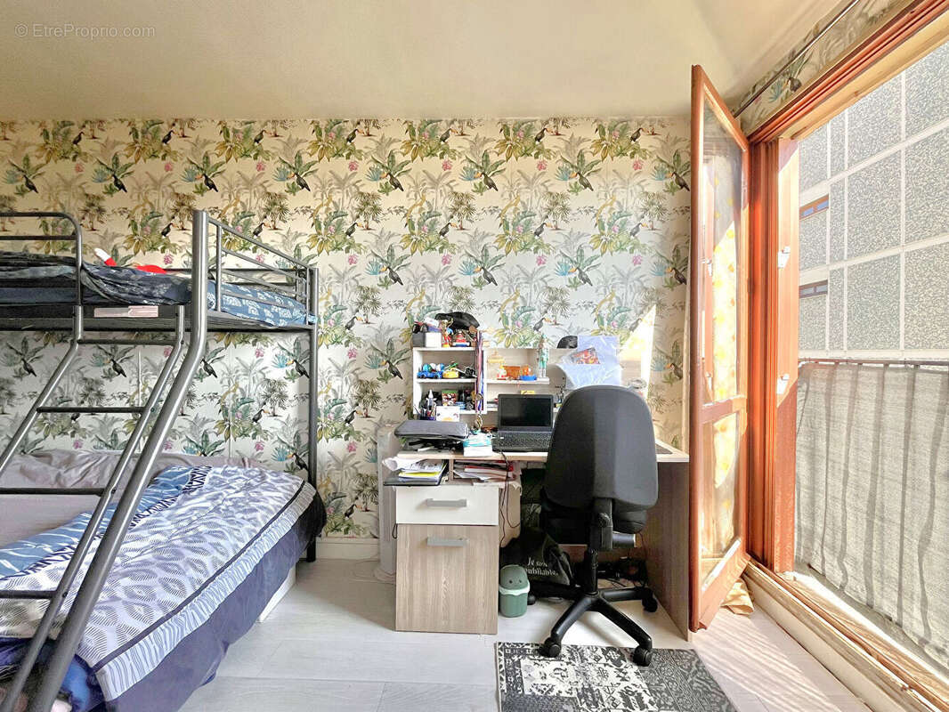 Appartement à FONTENAY-SOUS-BOIS