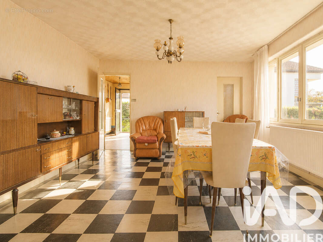 Photo 3 - Maison à VERDUN