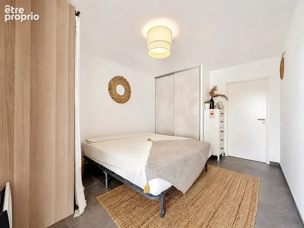Appartement rez de jardin 2 pièces - Château Valmante - photo 11