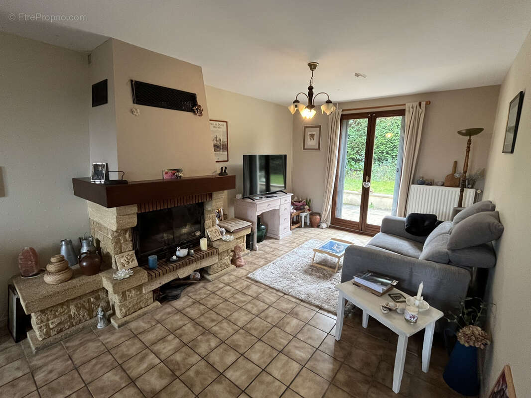 Maison à PONT-SAINTE-MAXENCE