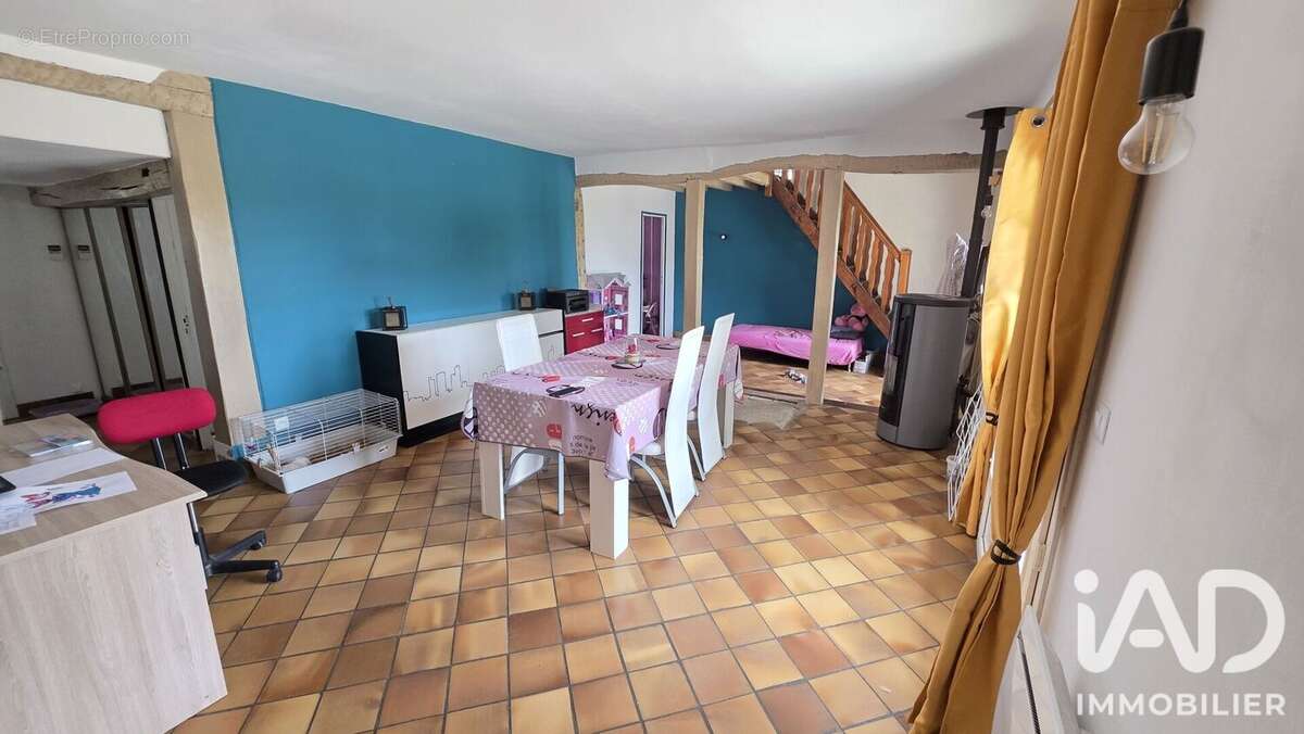 Maison 130 m² à Gournay-En-Bray  - photo 3
