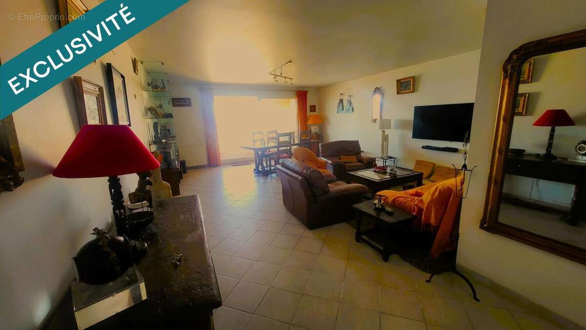 Photo 6 - Appartement à MARSEILLE-8E