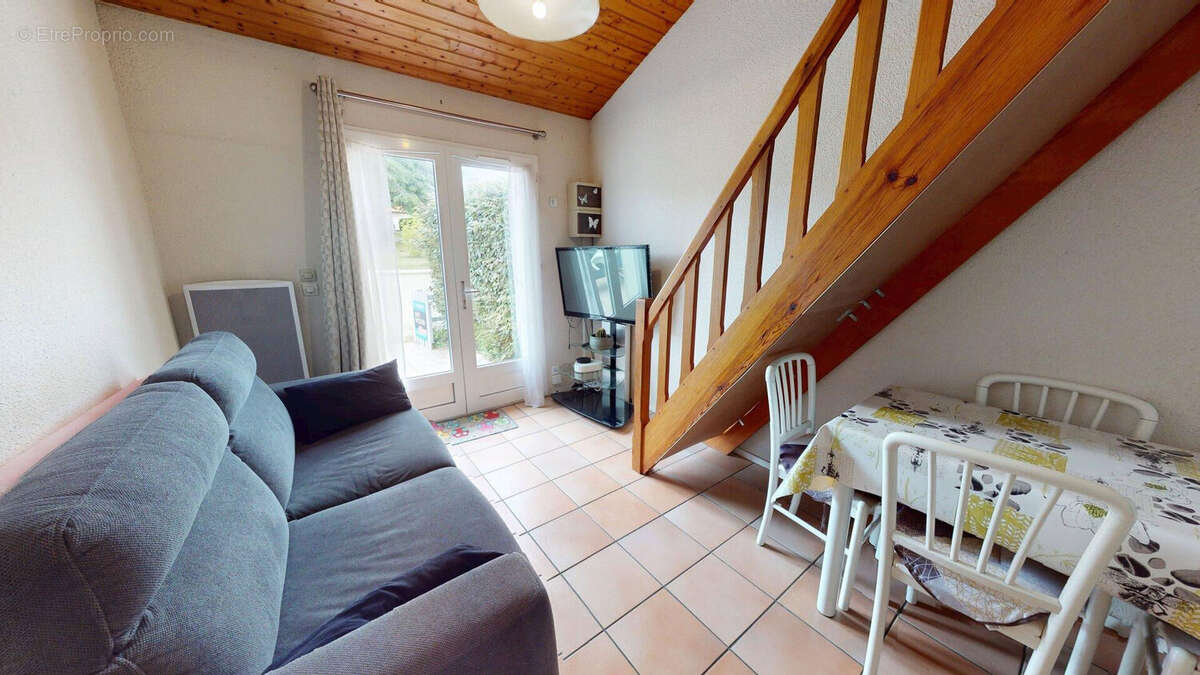 Maison à VAUX-SUR-MER