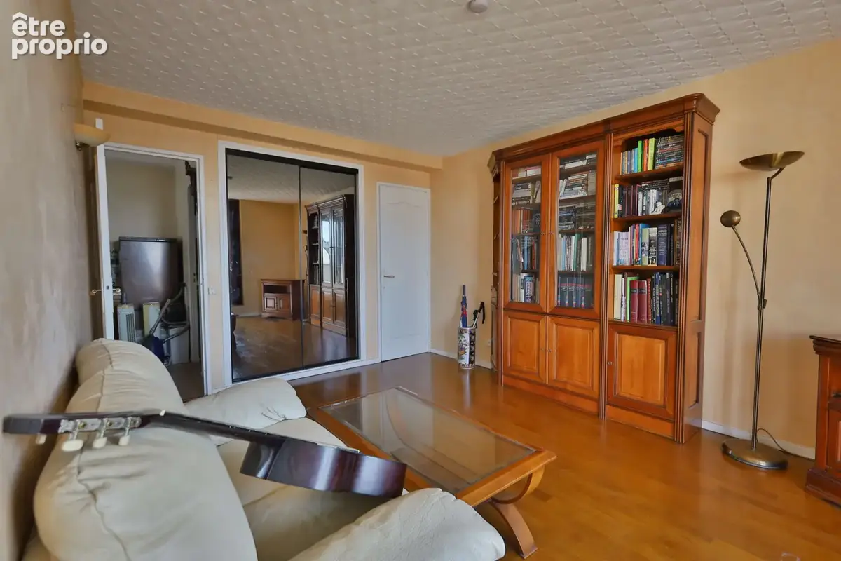 Appartement Type 2 - 43,90m2 habitables (loi carrez) - Balcon - Cave - photo 2