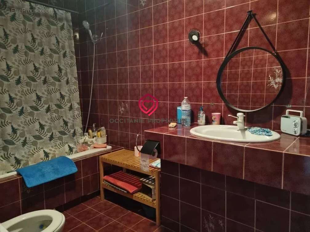 Maison à MONTREJEAU