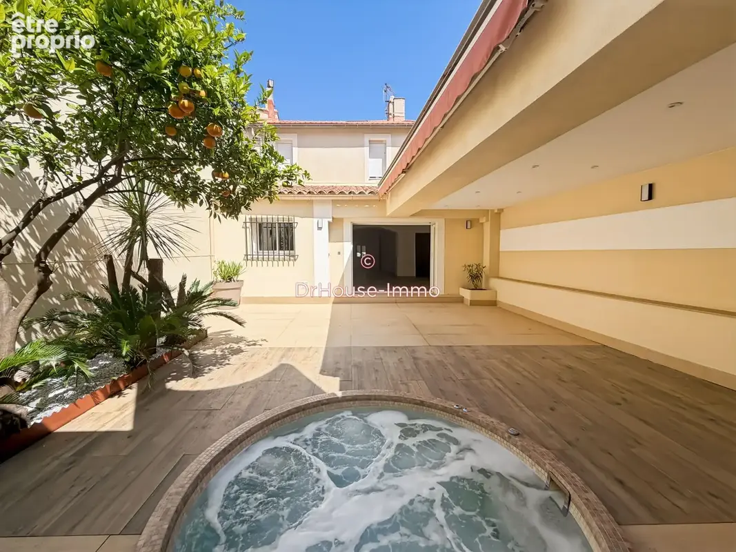 Maison 155 m² à Marseille-8e  - photo 10