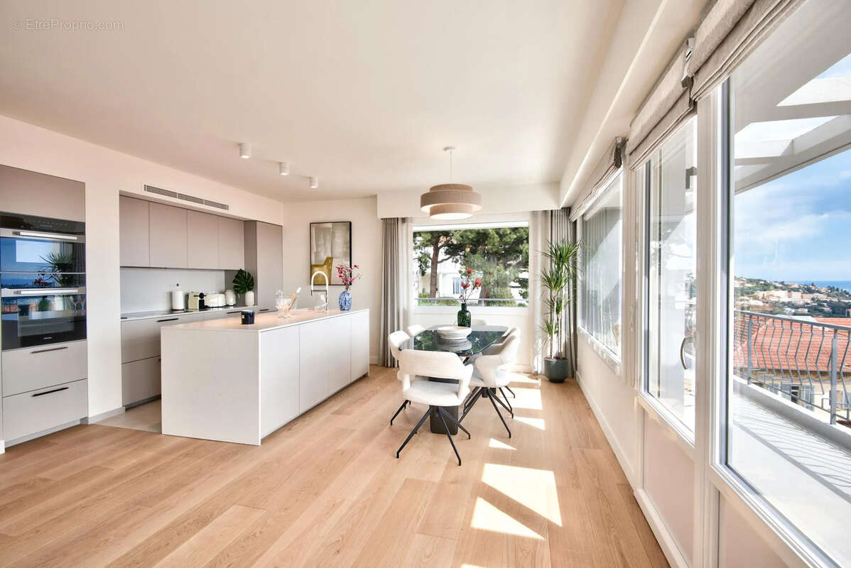 Appartement à VILLEFRANCHE-SUR-MER