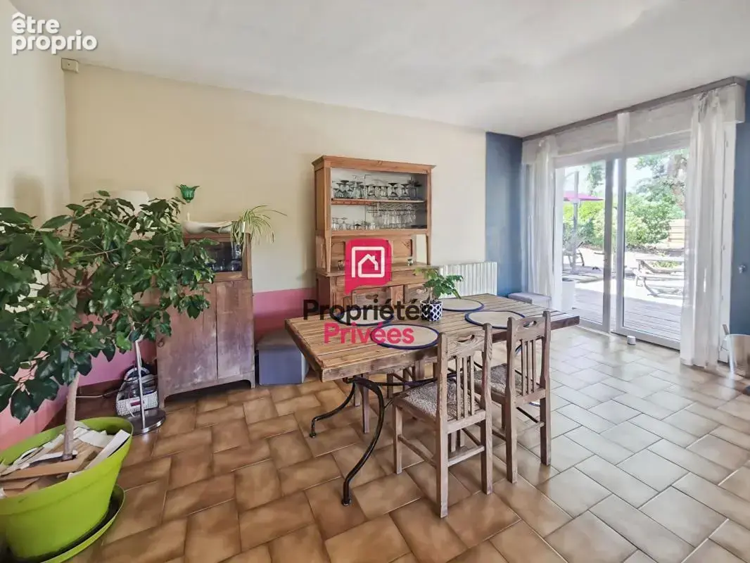 LE TEICH - 183 m² + 1 825 m² de terrain  Maison familiale à potentiel - photo 6