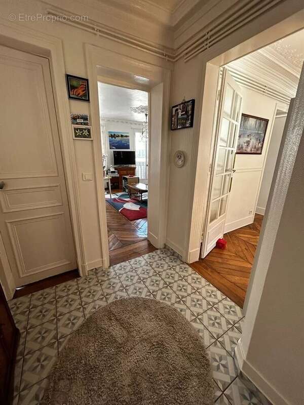 Appartement 78 m² à Paris-11e  - photo 9