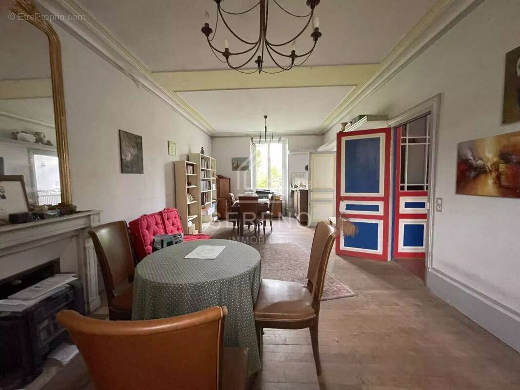 Maison à MORET-SUR-LOING