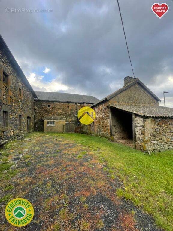 Maison à PIERREFORT