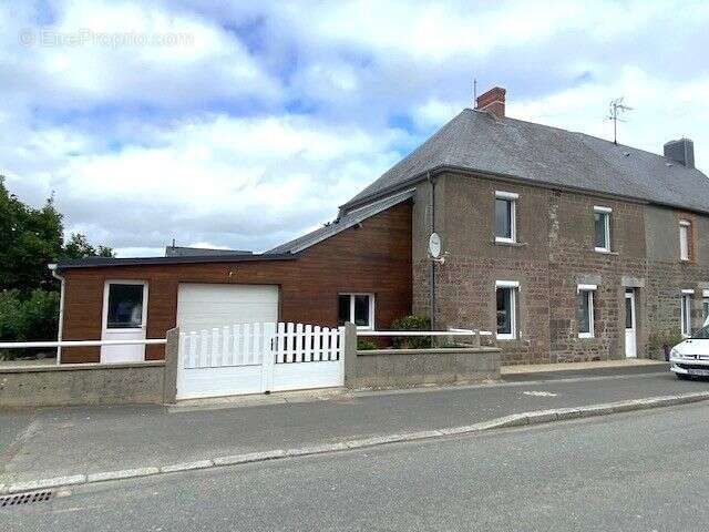 Maison à VILLEBAUDON