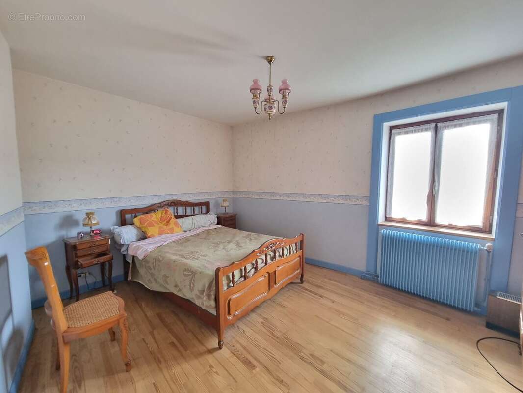 Chambre avec parquet de 15 m²