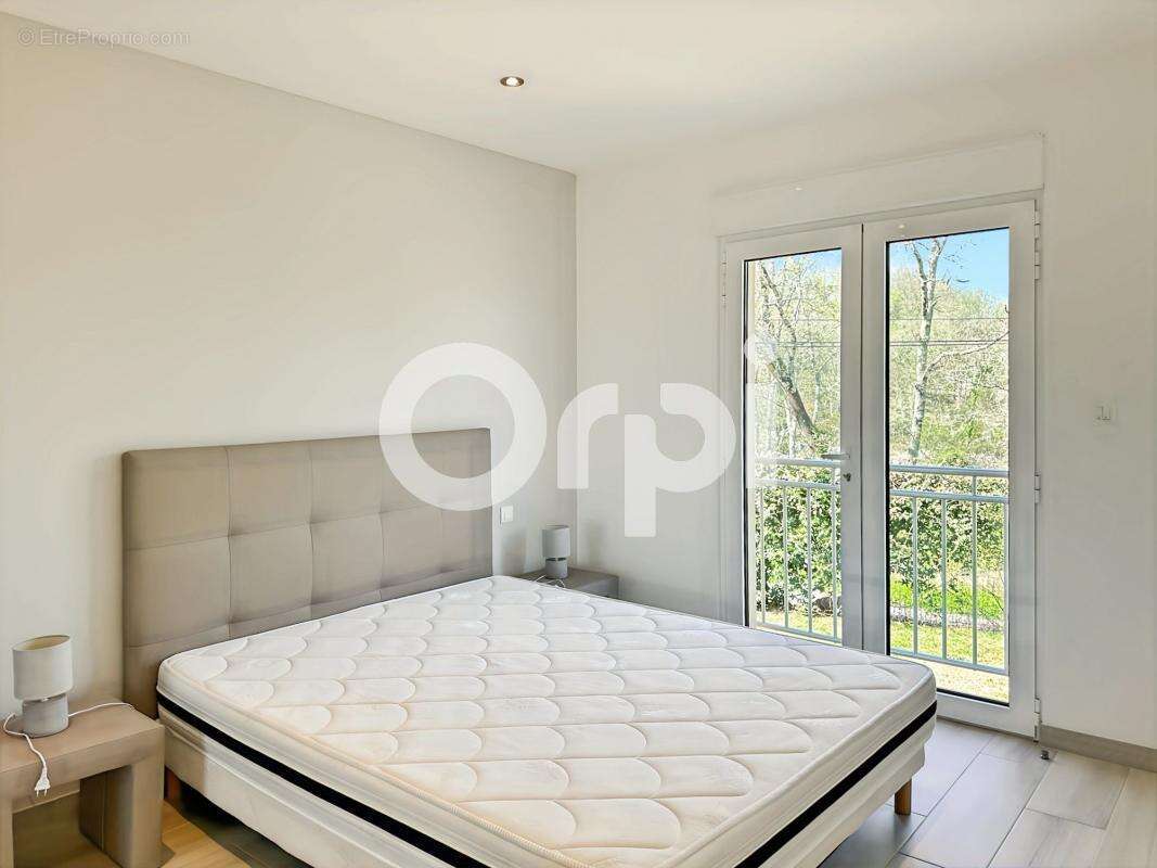 Maison à SAINT-ALBAN-AURIOLLES