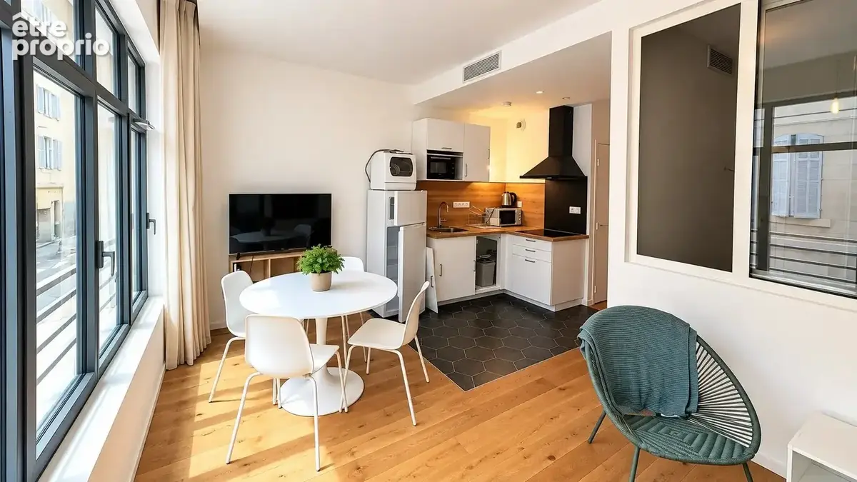 Appartement à MARSEILLE-7E