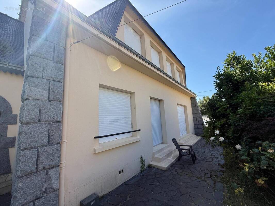 Photo 1 - Maison à LOCMIQUELIC