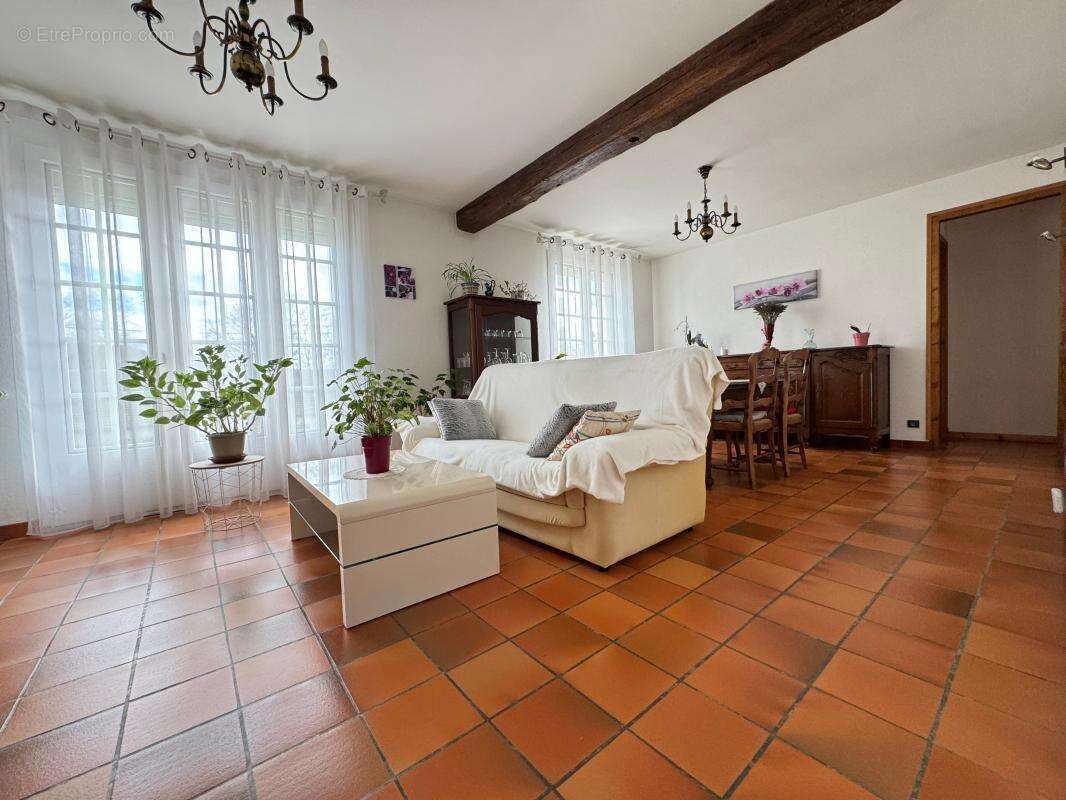 Maison à SAINT-JUST-EN-CHAUSSEE