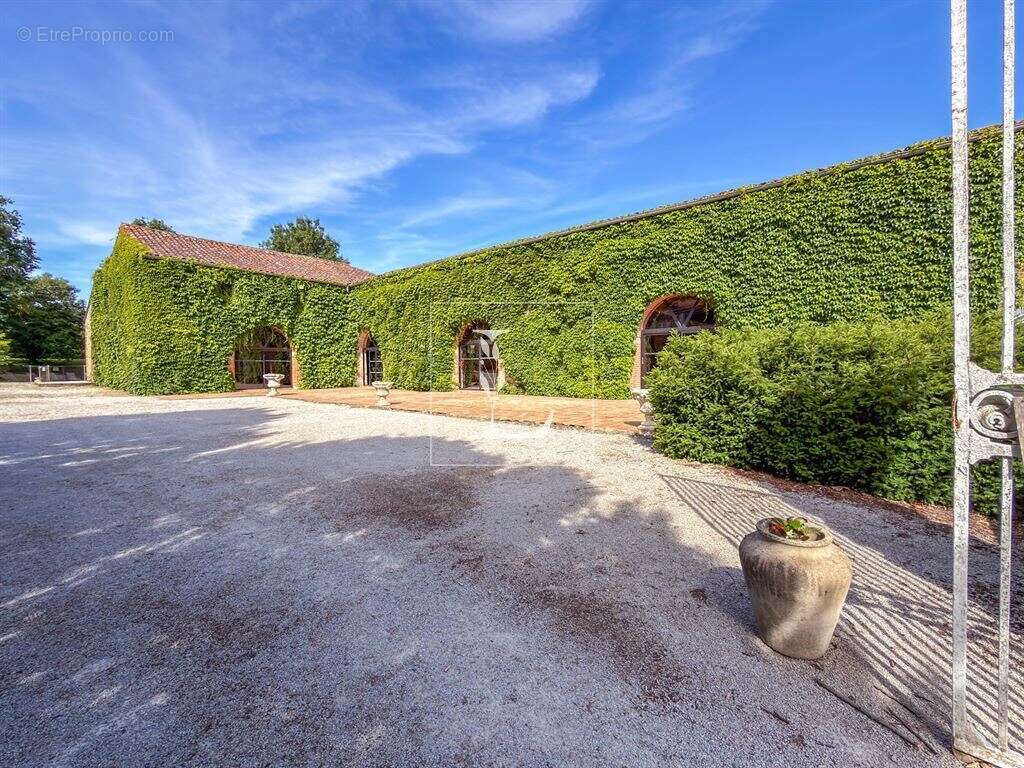 Toulouse sud est, chateau patrimonial -  domaine evenementiel - photo 3