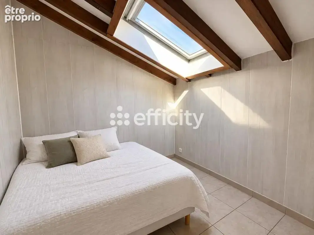 Maison 4 pièces 94 m² à vendre à Charnay (69380) - photo 9