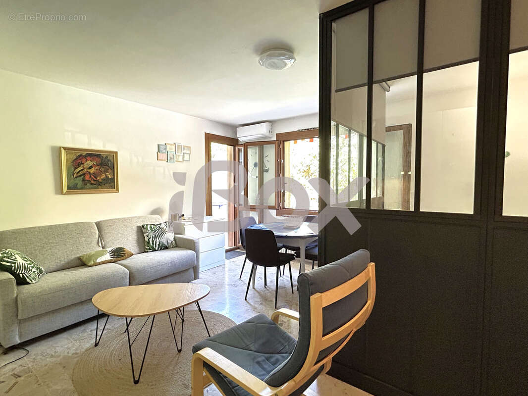 Appartement à SANARY-SUR-MER