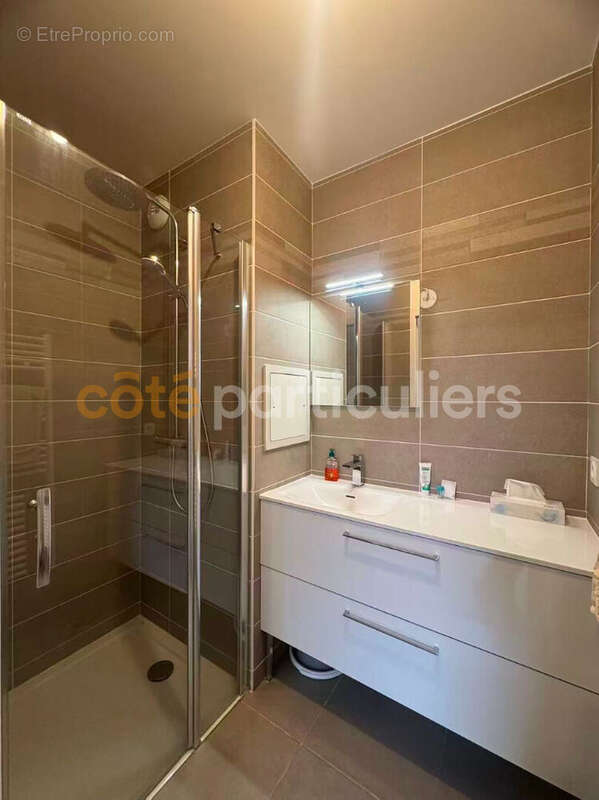 Appartement à SURESNES