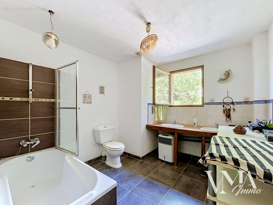 Maison 5 chambres 170m2 - photo 14