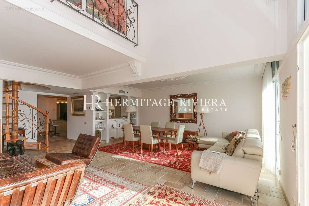 Appartement à BEAUSOLEIL