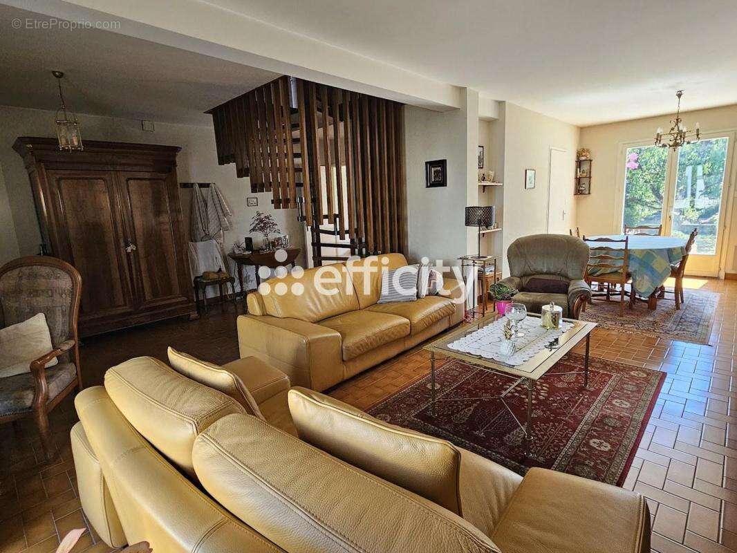 Maison 126 m² à La Rochelle  - photo 4