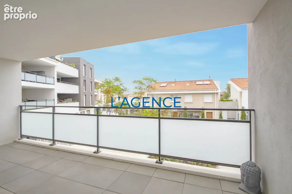 Appartement 3 pièces de 60m2  en étage avec ascenseur, terrasse, stationnement en sous-sol - photo 4