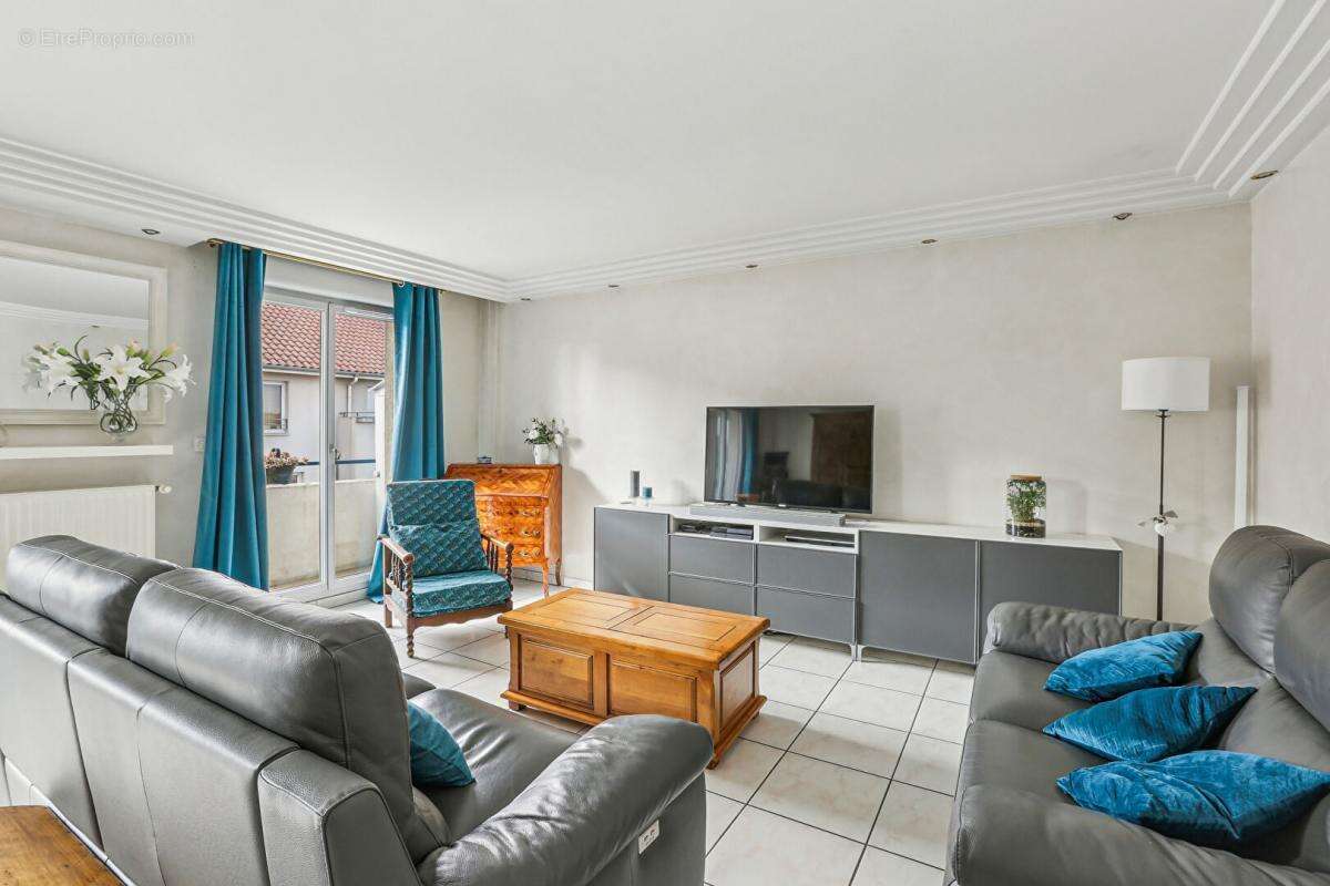 Commerce à VILLEURBANNE