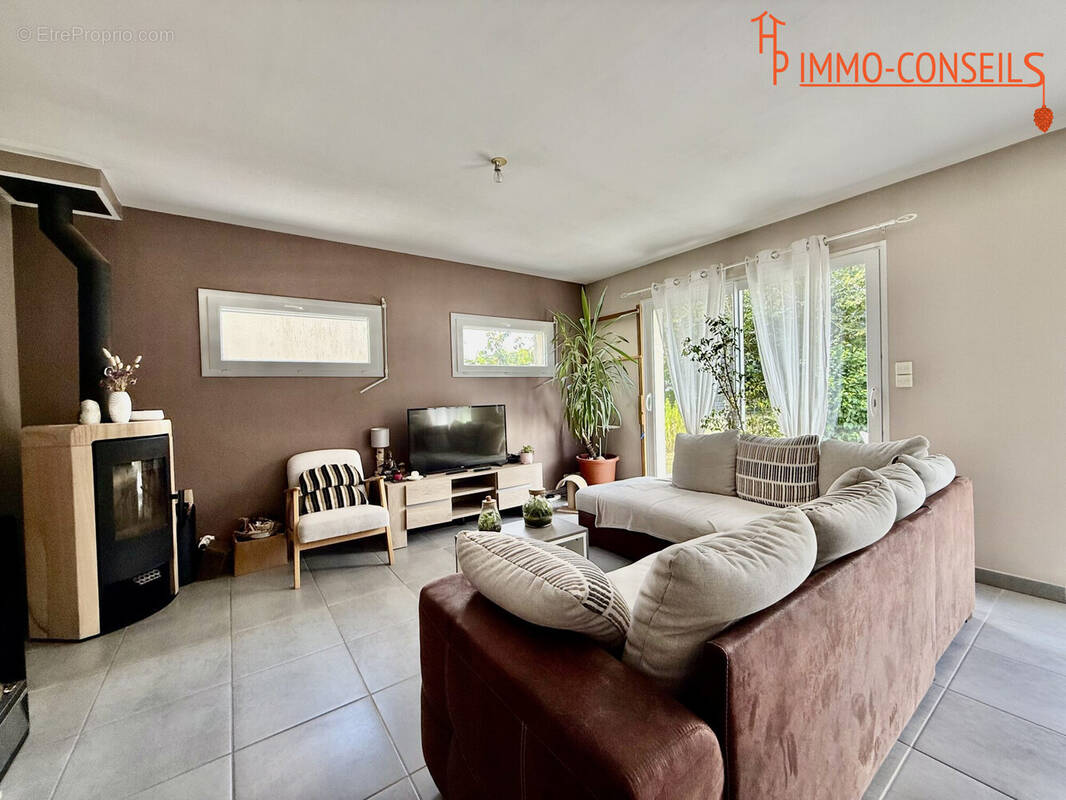 Maison 141 m² à La Chevallerais  - photo 2