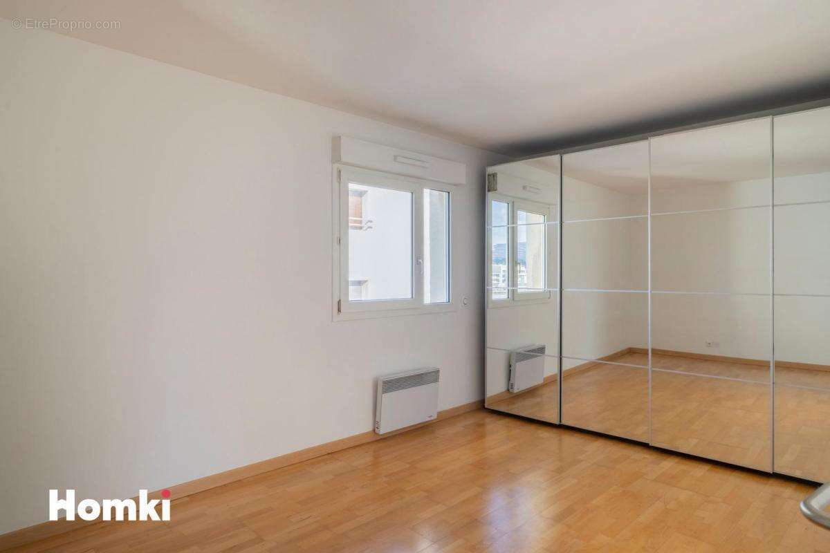 Appartement à MARSEILLE-8E