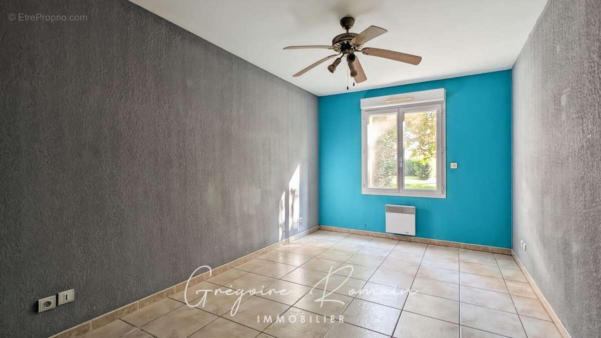 Appartement à SAINT-MARTIN-DE-CRAU