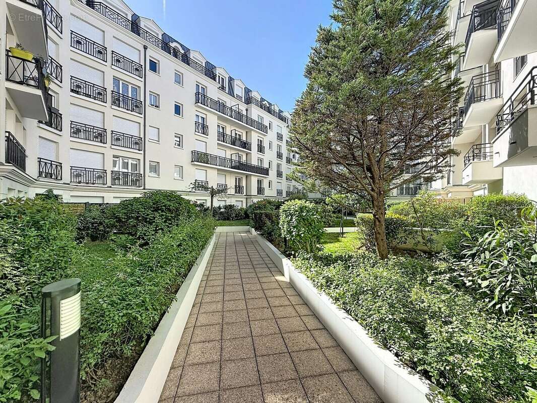Appartement à SAINT-MAURICE