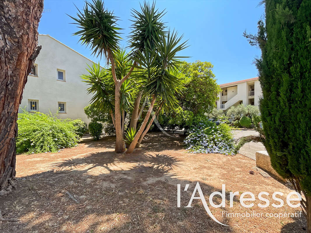 Appartement à SAINT-CYR-SUR-MER