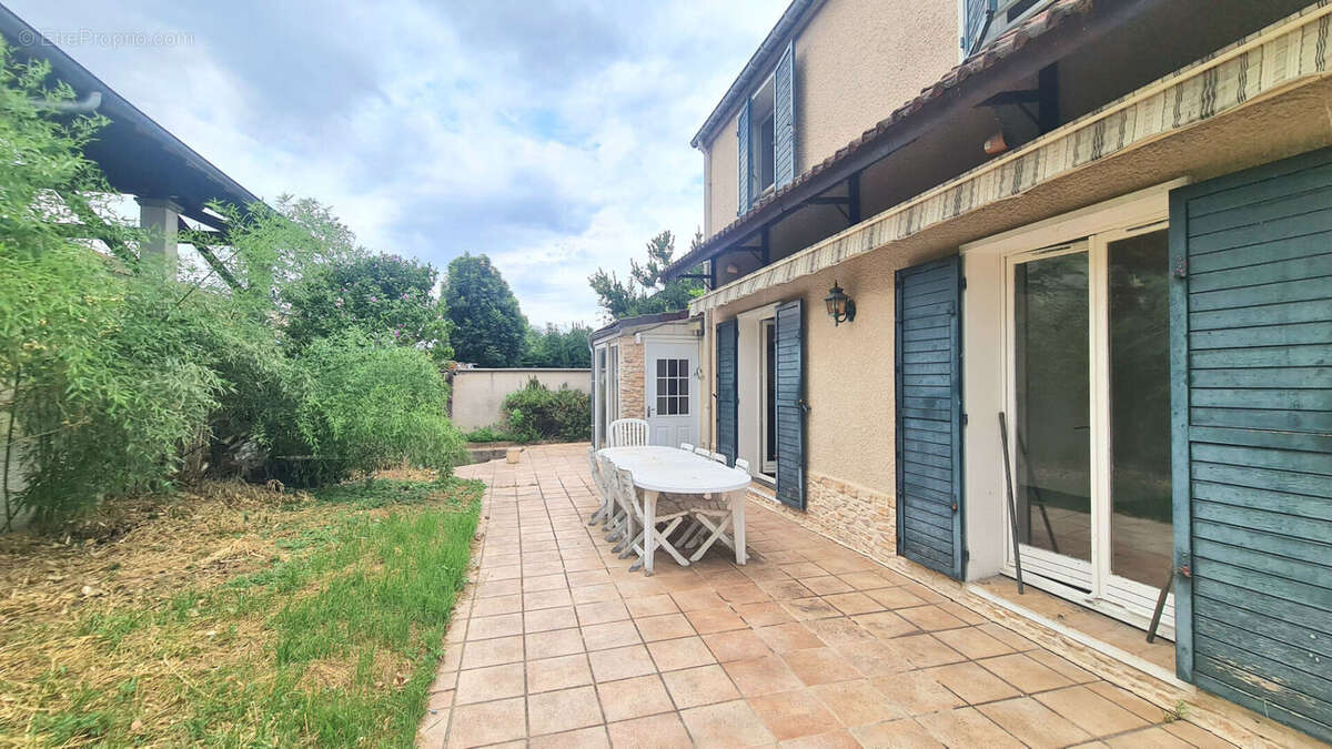 Maison à SAINT-PRIEST