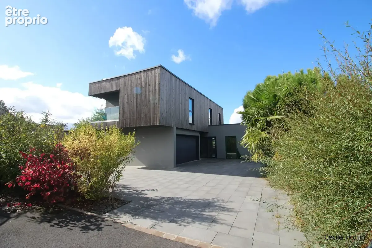 Maison 6 pièces 206 m² à vendre à Tourmignies (59551) - photo 1