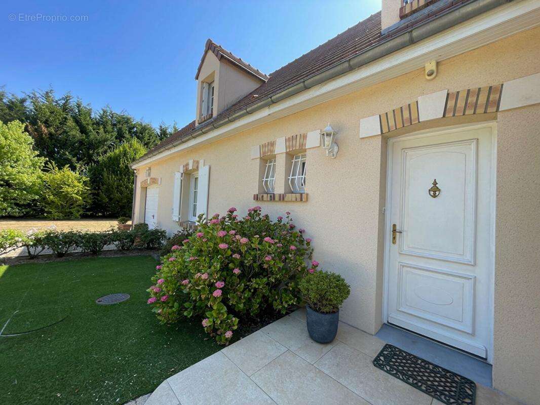 Maison à CHATEAUNEUF-SUR-LOIRE