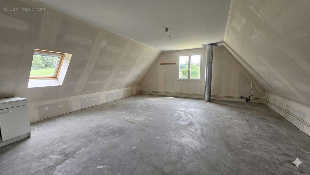 Maison à GRAINVILLE-LA-TEINTURIERE
