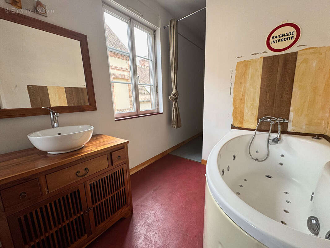 Maison à VERNEUIL-SUR-AVRE