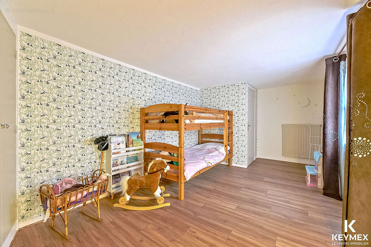Maison à FREPILLON