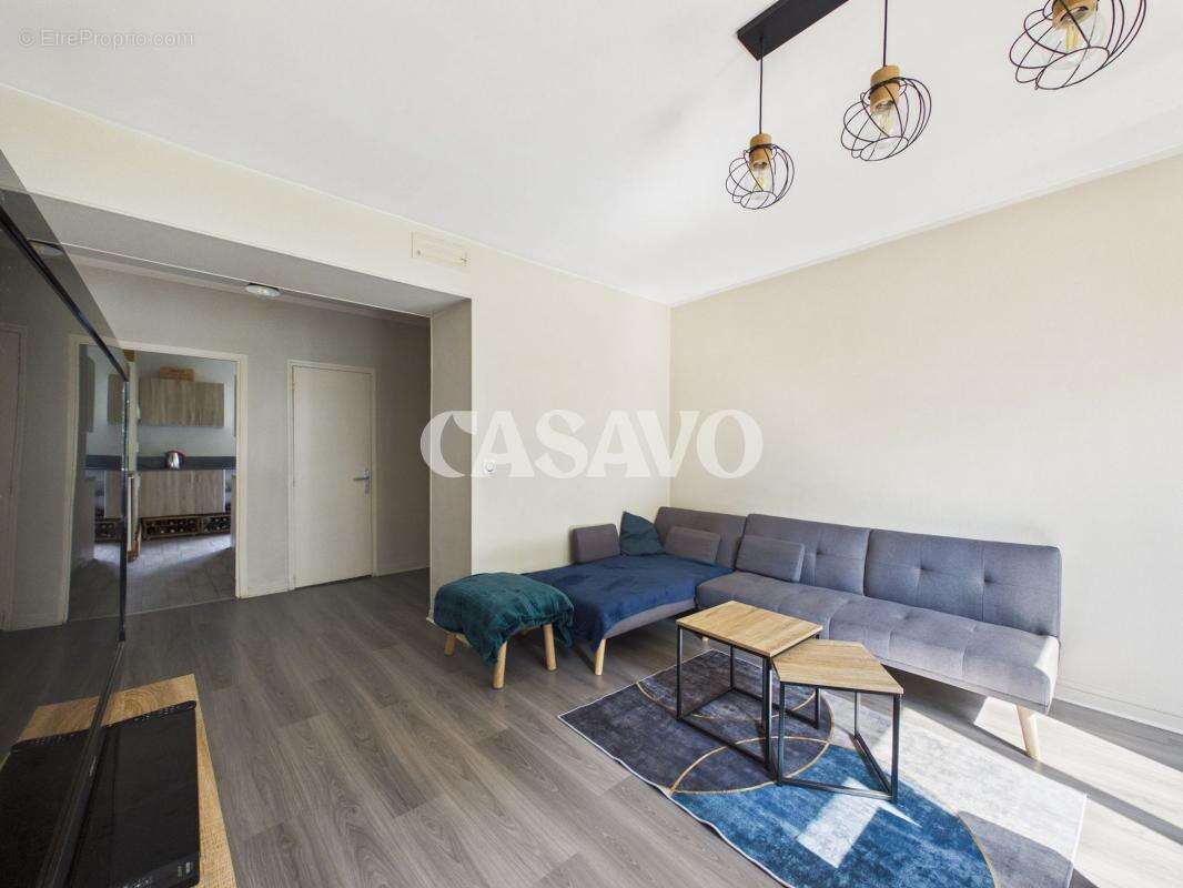 Vente Appartement 5 pièces de 87m² - 93330 Neuilly-sur-Marne - photo 2