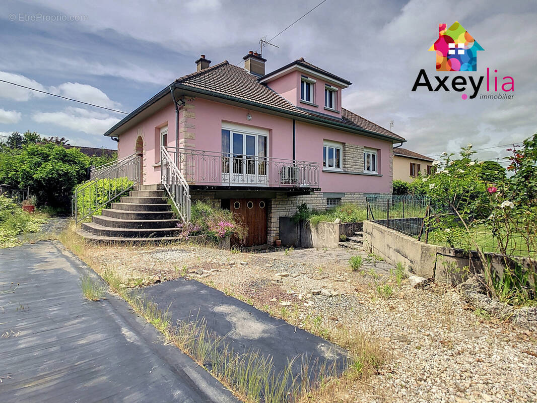 Maison à PARAY-LE-MONIAL