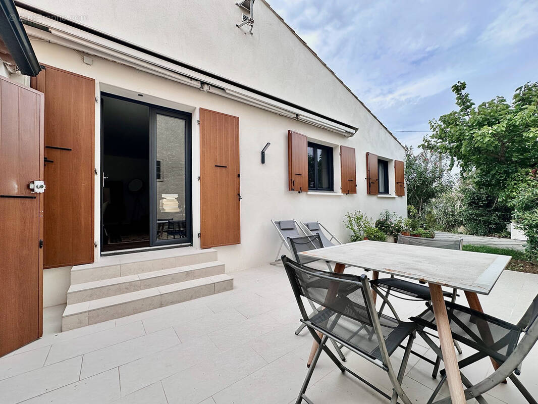 Maison à FRONTIGNAN