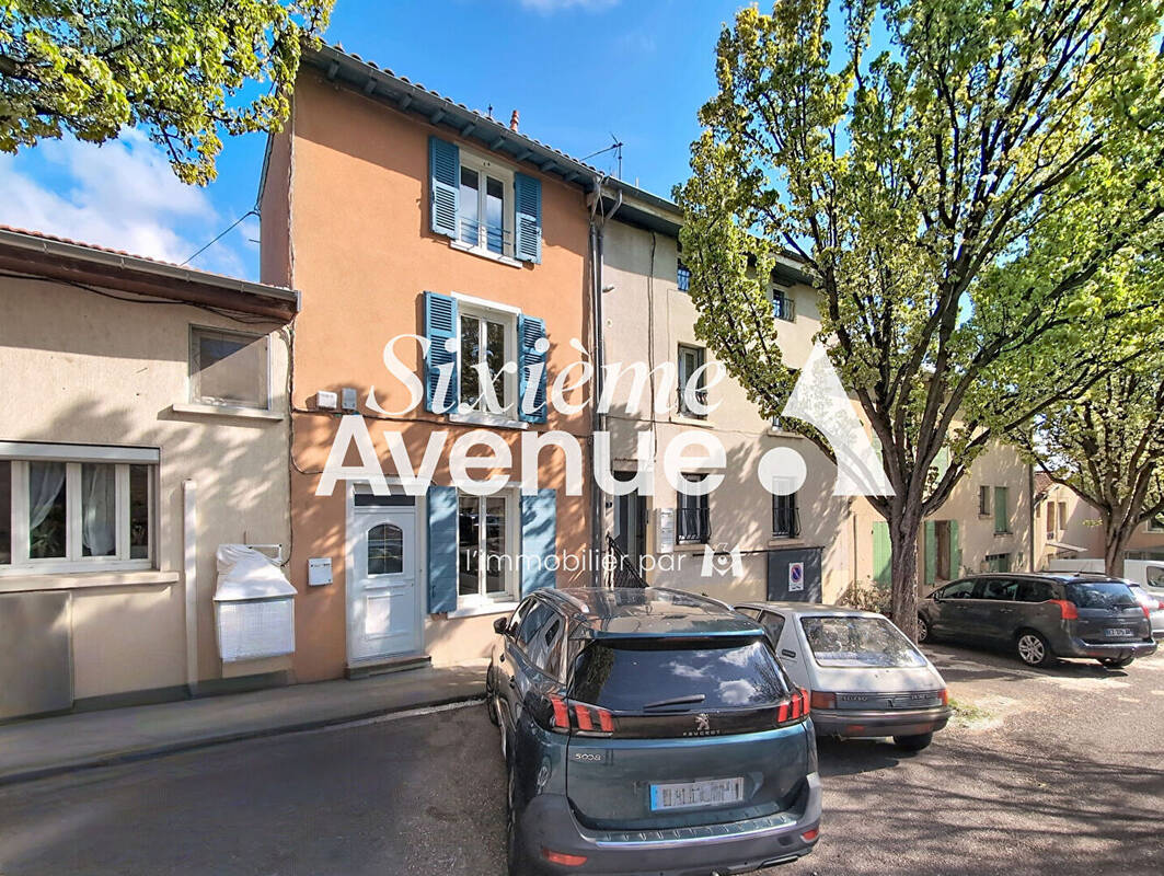 Maison à SAINT-SYMPHORIEN-D'OZON