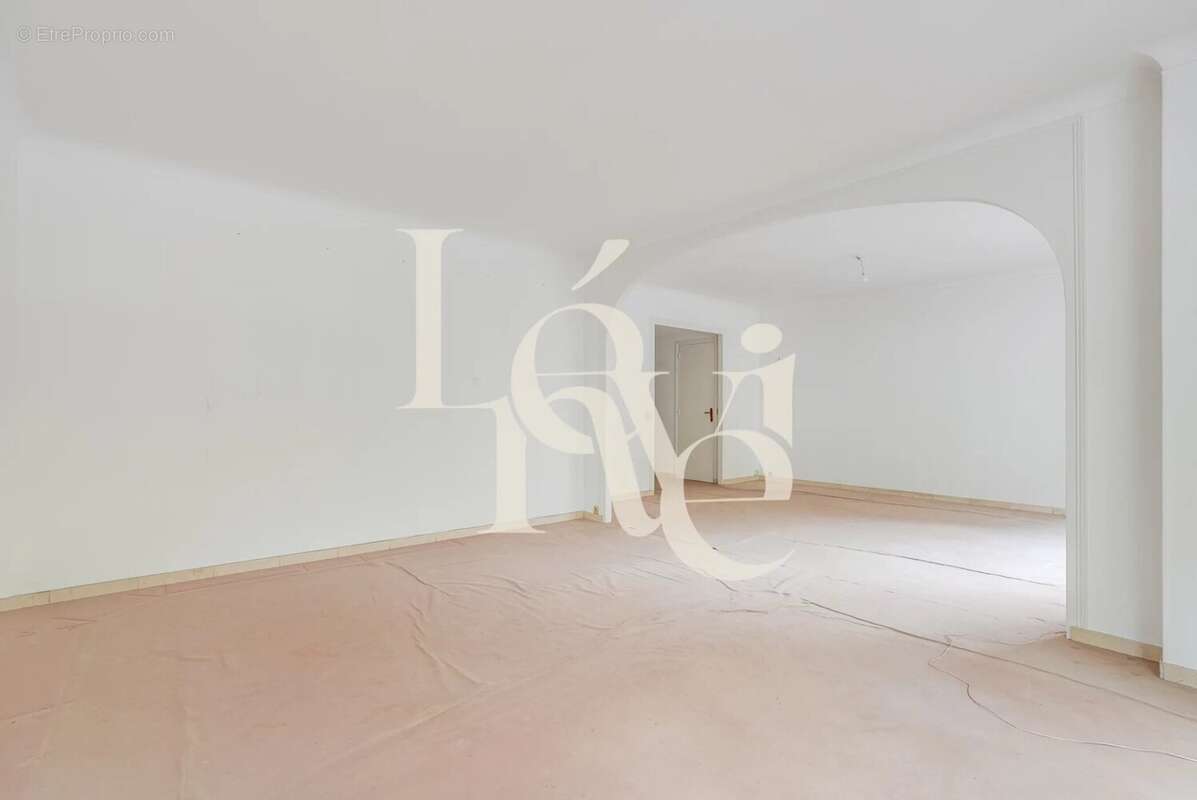 Appartement à PARIS-6E