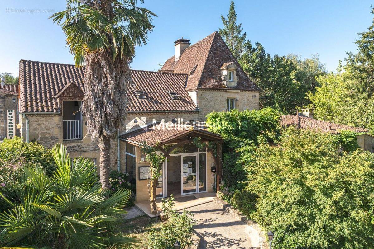 Maison à LA ROQUE-GAGEAC