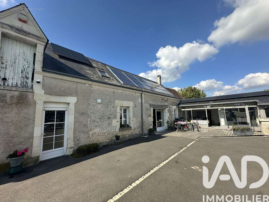 Maison 182 m² à Manthelan  - photo 3