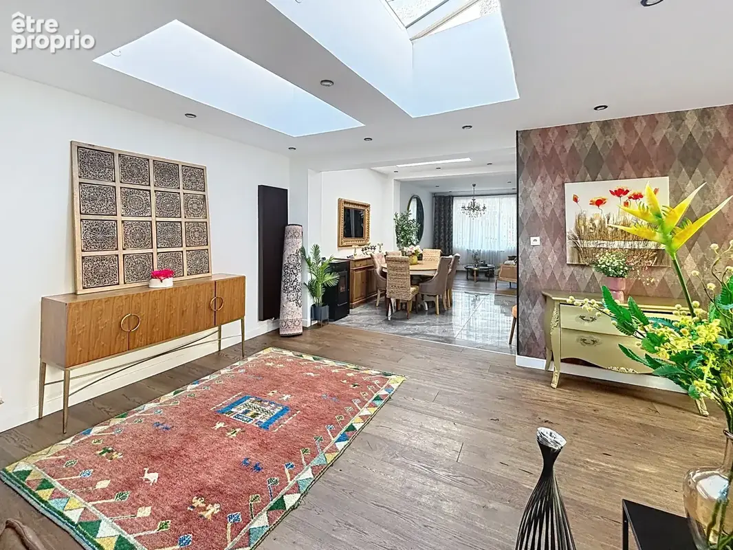 ROUBAIX   Très bon secteur  Maison familiale d’exception avec garage   180 m2   Aucun travaux - photo 6